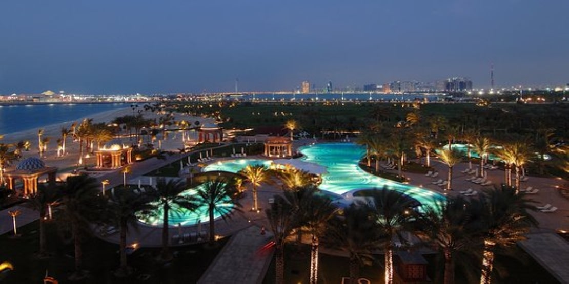 Breeze Lounge Abu Dhabi