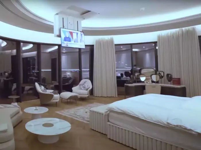 The Dubai mega-mansion Bedroom