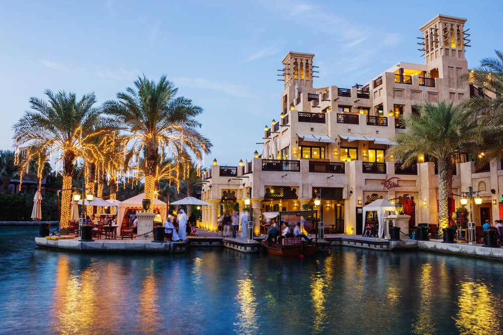 Dubai's Tourism - waterfront resorts