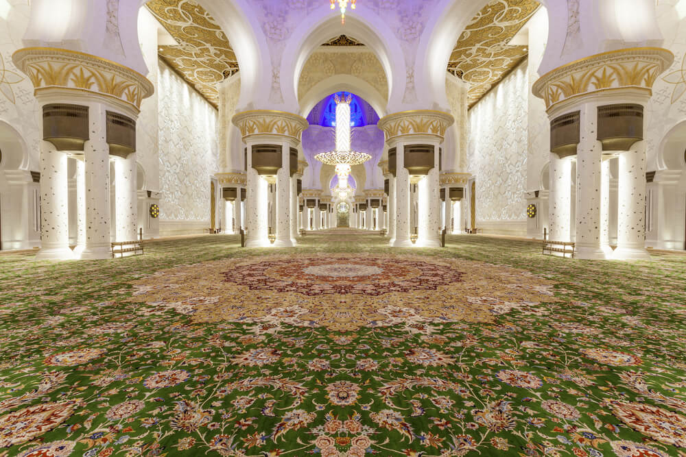 world’s largest hand-crafted carpet