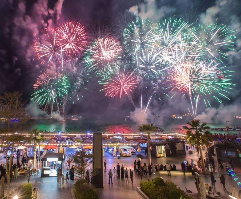 La Mer Dubai Beach Fireworks