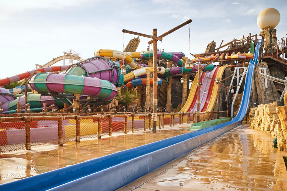 Visit Yas Waterworld