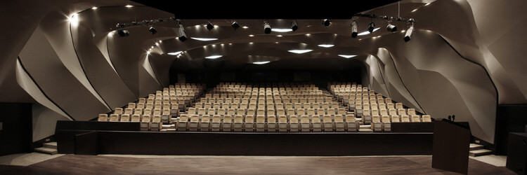 Al Qasba Theatre 