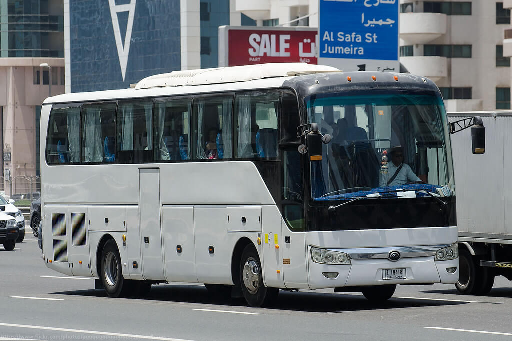 Dubai-Al Ain Mini-bus
