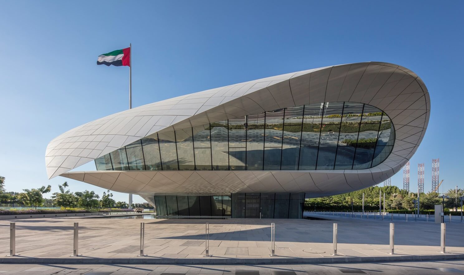 a vibrant 21st-century institution - Etihad Museum