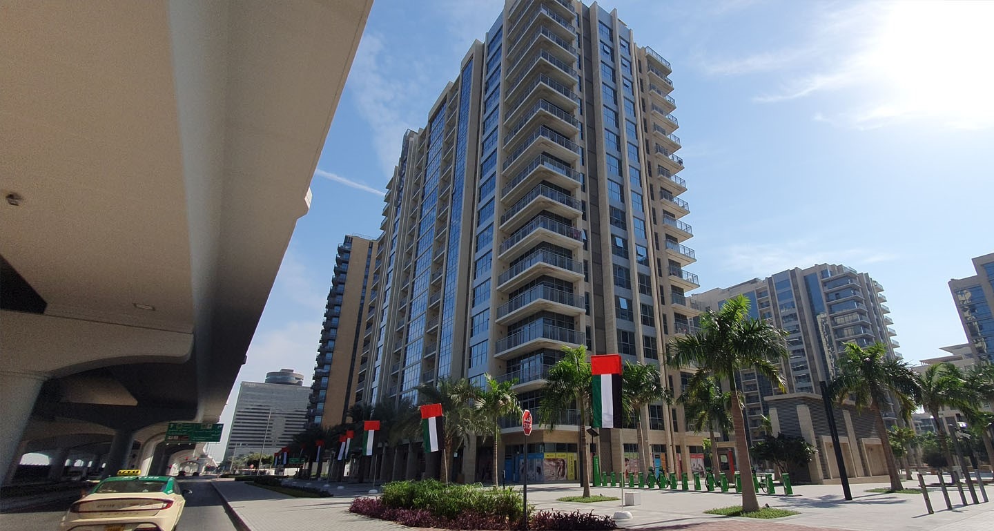 Corniche Deira Area Guide